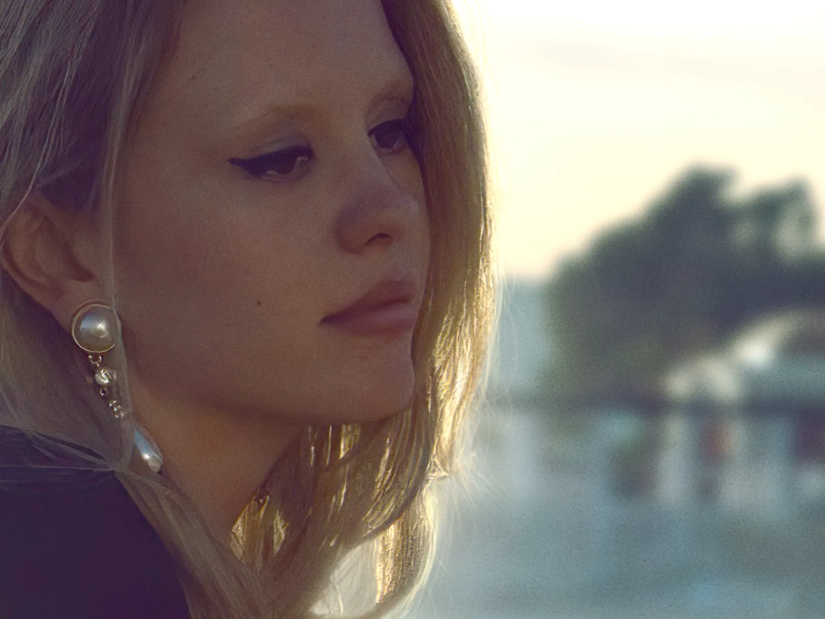 Girl Watching